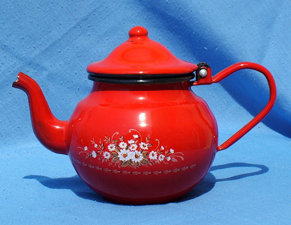 Smaltovaný čajník 0,7 l